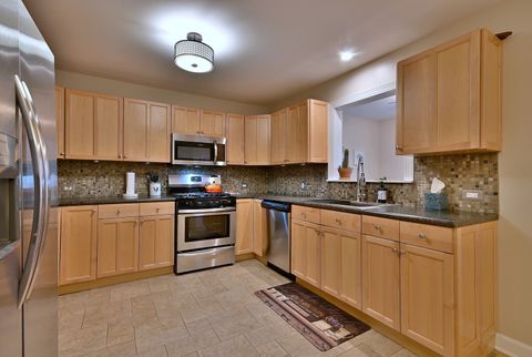 Tiny photo for 554 S Edson Avenue, Lombard, IL 60148 (MLS # 12552930)