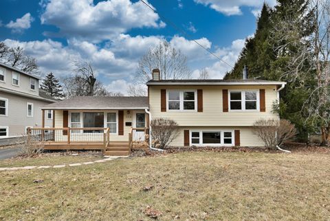 Tiny photo for 554 S Edson Avenue, Lombard, IL 60148 (MLS # 12552930)
