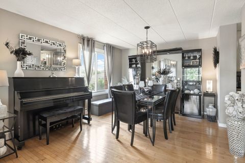 Tiny photo for 18 E Old Willow Road #210N, Prospect Heights, IL 60070 (MLS # 12493145)