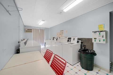 Tiny photo for 320 Circle Avenue #403, Forest Park, IL 60130 (MLS # 12605256)