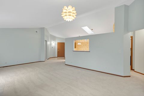 Tiny photo for 1505 Commodore Court #2, Schaumburg, IL 60193 (MLS # 12540776)