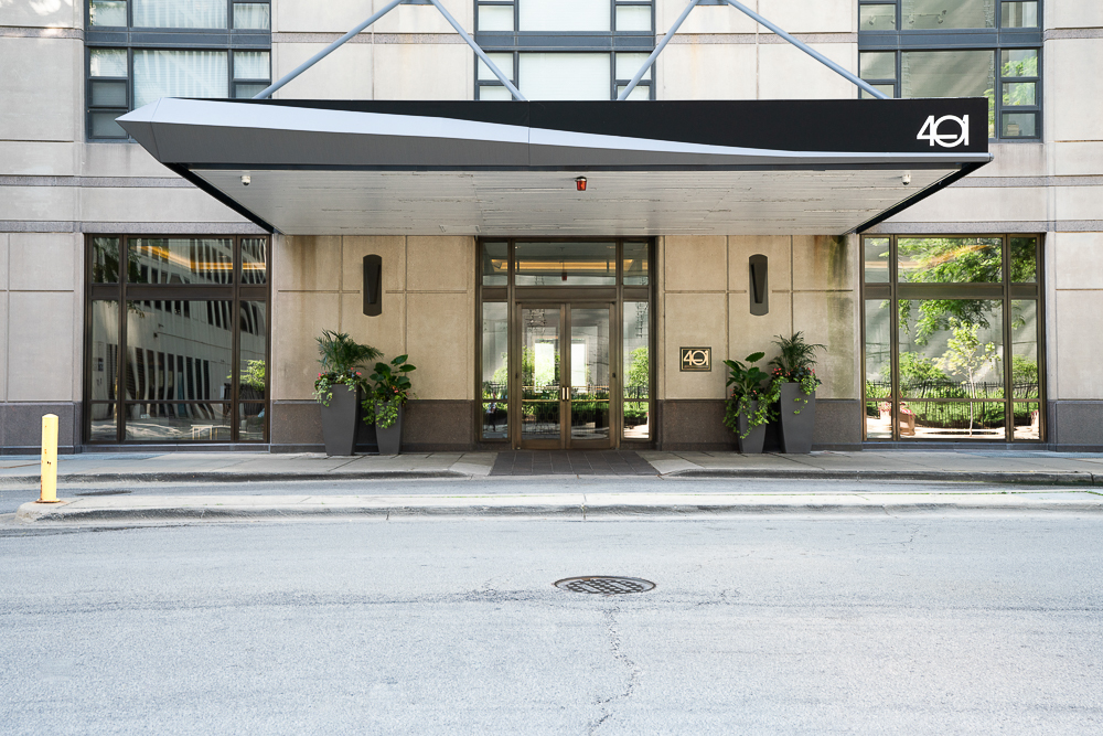 401 E ONTARIO Street 2804