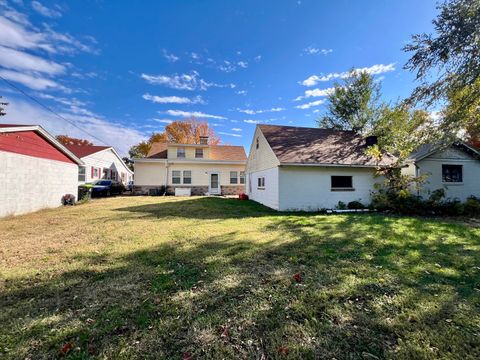 Tiny photo for 977 N Oakland Avenue, Decatur, IL 62522 (MLS # 12501412)