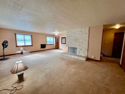 Tiny photo for 977 N Oakland Avenue, Decatur, IL 62522 (MLS # 12501412)