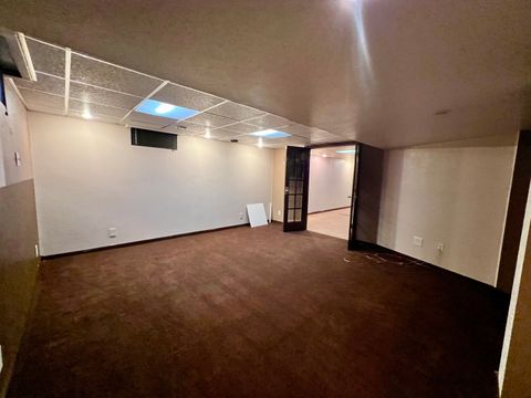 Tiny photo for 977 N Oakland Avenue, Decatur, IL 62522 (MLS # 12501412)