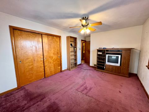 Tiny photo for 977 N Oakland Avenue, Decatur, IL 62522 (MLS # 12501412)