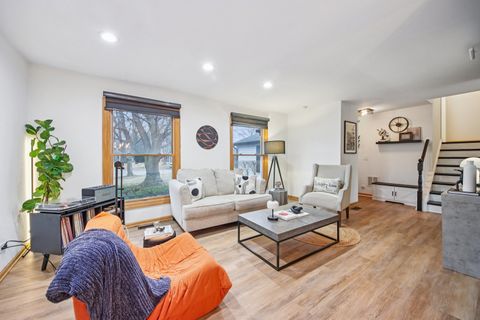 Tiny photo for 782 Lehigh Lane, Buffalo Grove, IL 60089 (MLS # 12585575)