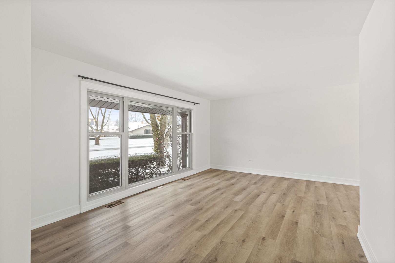 2643 N Prindle Avenue