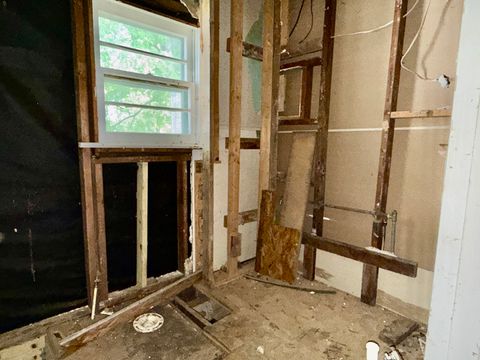 Tiny photo for 543 Tucker Lane, Metropolis, IL 62960 (MLS # 12624923)
