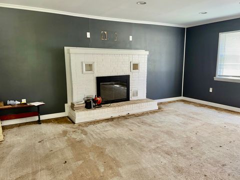 Tiny photo for 543 Tucker Lane, Metropolis, IL 62960 (MLS # 12624923)