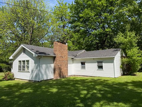 Tiny photo for 543 Tucker Lane, Metropolis, IL 62960 (MLS # 12624923)