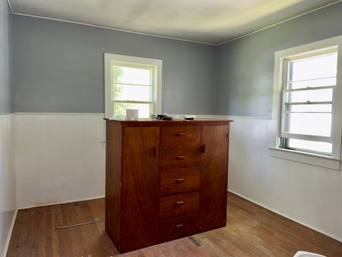 Tiny photo for 543 Tucker Lane, Metropolis, IL 62960 (MLS # 12624923)