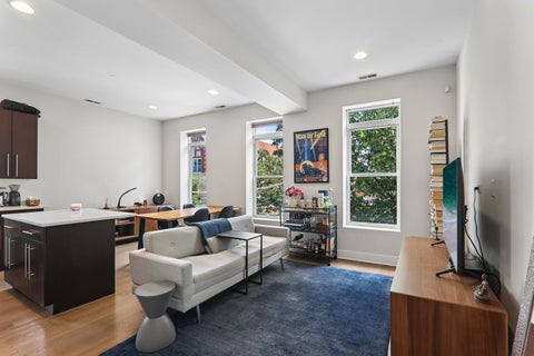 Tiny photo for 2228 N Hamilton Avenue #2F, Chicago, IL 60647 (MLS # 12759911)
