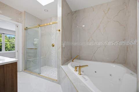 Tiny photo for 949 Internationale Parkway, Woodridge, IL 60517 (MLS # 12705981)
