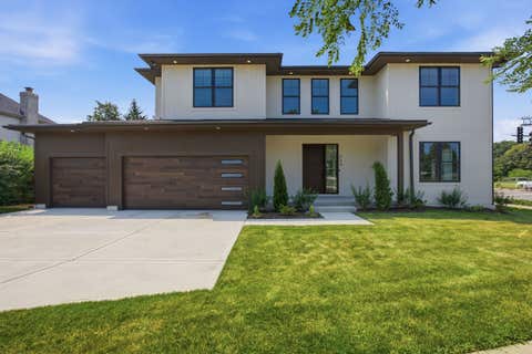 Photo of 949 Internationale Parkway, Woodridge, IL 60517 (MLS # 12705981)