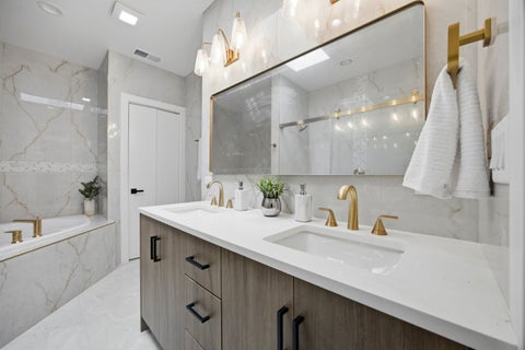 Tiny photo for 949 Internationale Parkway, Woodridge, IL 60517 (MLS # 12705981)