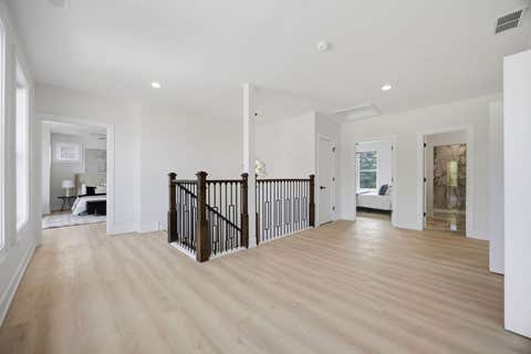 Tiny photo for 949 Internationale Parkway, Woodridge, IL 60517 (MLS # 12705981)