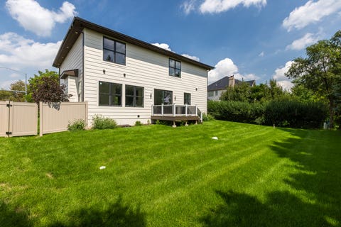 Tiny photo for 949 Internationale Parkway, Woodridge, IL 60517 (MLS # 12705981)