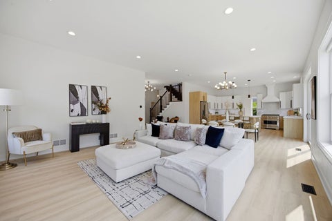 Tiny photo for 949 Internationale Parkway, Woodridge, IL 60517 (MLS # 12705981)