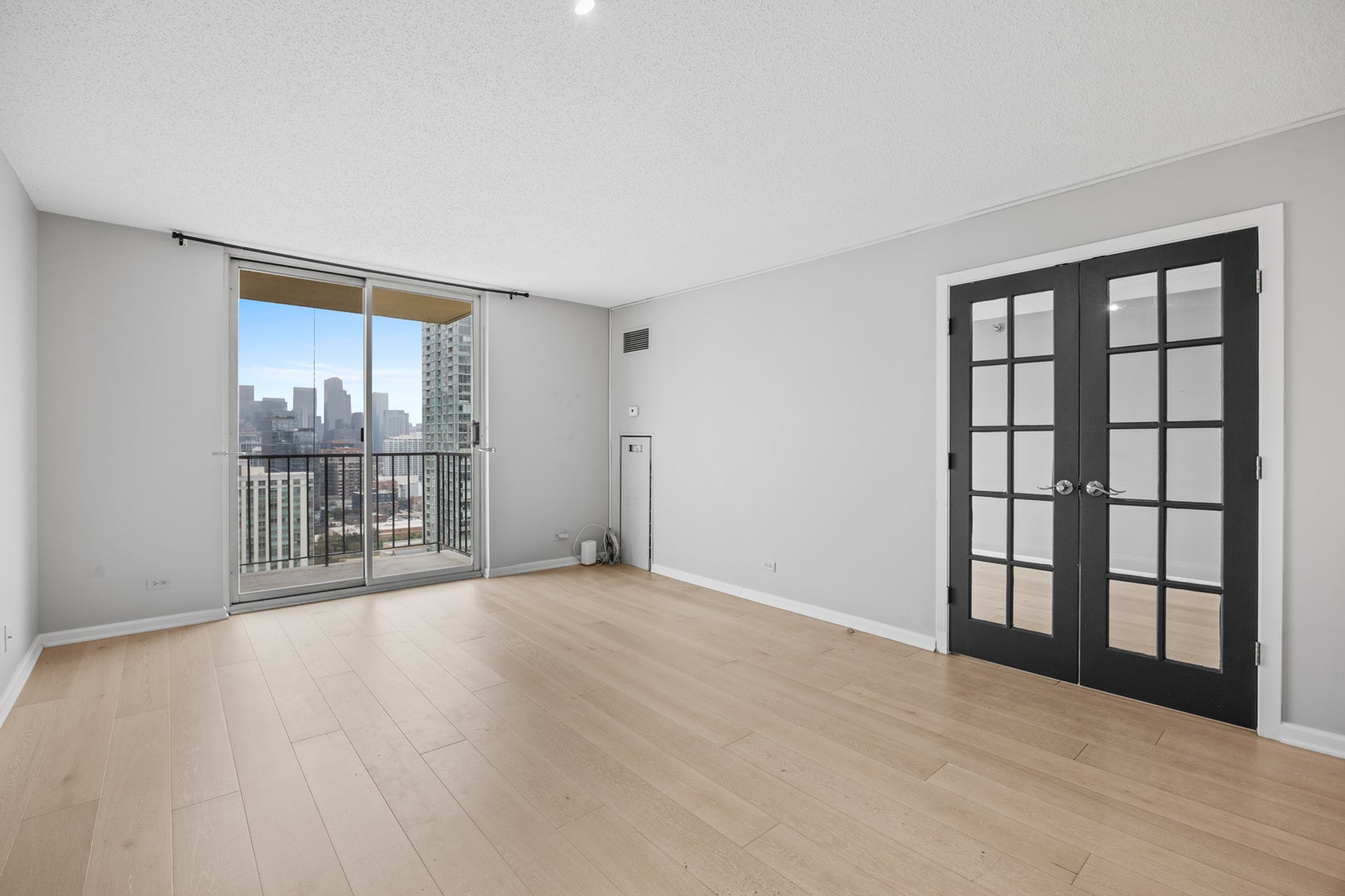 1212 N LASALLE Street 2505