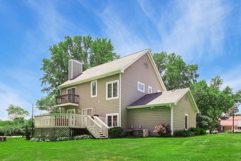 Tiny photo for 24W066 St Charles Road, Wheaton, IL 60187 (MLS # 12650802)