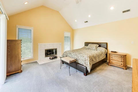 Tiny photo for 24W066 St Charles Road, Wheaton, IL 60187 (MLS # 12650802)