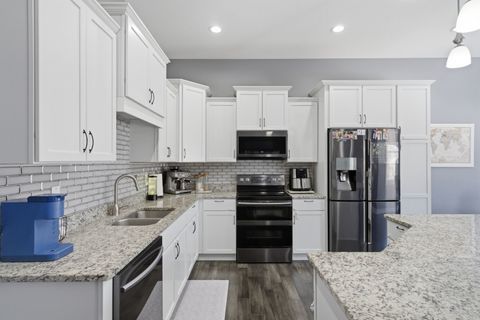 Tiny photo for 6444 Sunnybrook Lane, Machesney Park, IL 61115 (MLS # 12603348)