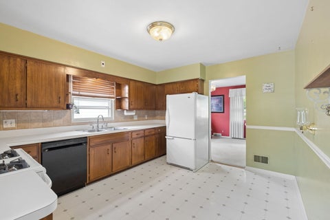 Tiny photo for 1041 E 8th Street, Lockport, IL 60441 (MLS # 12738897)