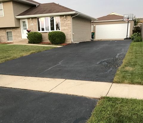 Tiny photo for 6908 Townsend Boulevard, Plainfield, IL 60586 (MLS # 12632574)