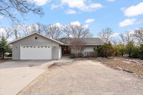 Tiny photo for 110 S Lombard Street, Mahomet, IL 61853 (MLS # 12603362)