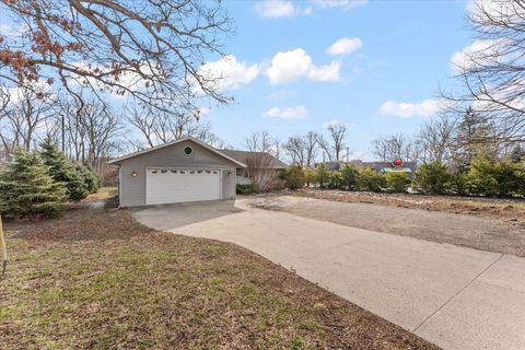 Tiny photo for 110 S Lombard Street, Mahomet, IL 61853 (MLS # 12603362)