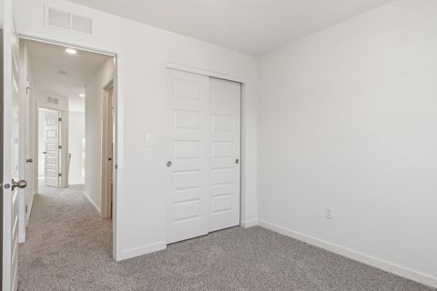 Tiny photo for 911 Briar Glen Court, Hampshire, IL 60140 (MLS # 12508440)