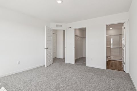 Tiny photo for 911 Briar Glen Court, Hampshire, IL 60140 (MLS # 12508440)