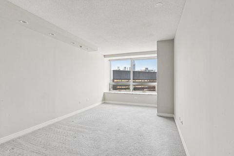 Tiny photo for 512 N MCCLURG Court #3312, Chicago, IL 60611 (MLS # 12451419)