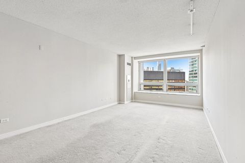 Tiny photo for 512 N MCCLURG Court #3312, Chicago, IL 60611 (MLS # 12451419)