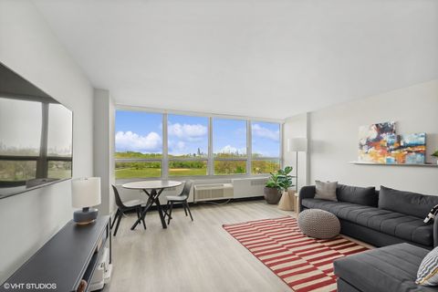 Tiny photo for 4800 S Chicago Beach Drive #503N, Chicago, IL 60615 (MLS # 12500804)