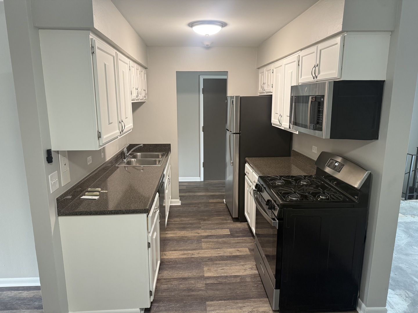 1442 Carriage Lane 2