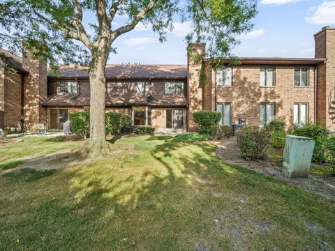 Tiny photo for 11103 Regency Drive #11103, Westchester, IL 60154 (MLS # 12711501)