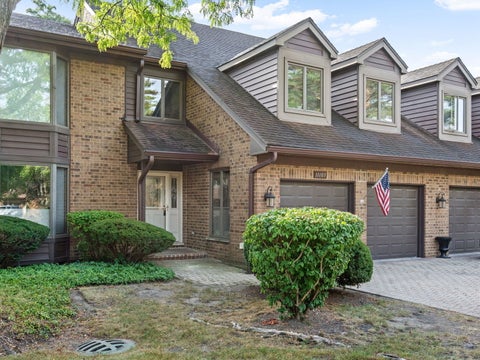 Tiny photo for 11103 Regency Drive #11103, Westchester, IL 60154 (MLS # 12711501)