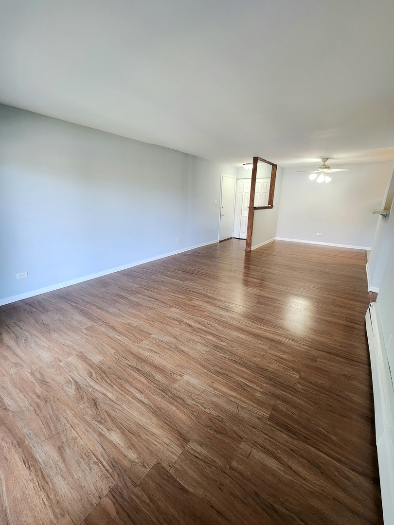 1085 Knoll Lane 207