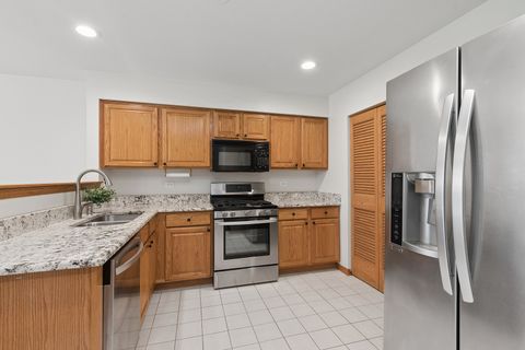 Tiny photo for 2772 Whitlock Drive, Darien, IL 60561 (MLS # 12667203)