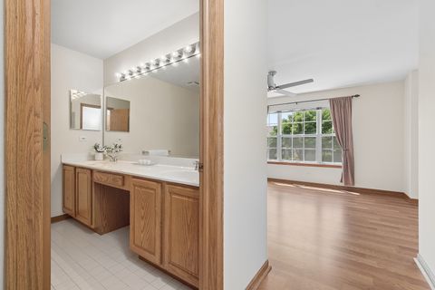 Tiny photo for 2772 Whitlock Drive, Darien, IL 60561 (MLS # 12667203)