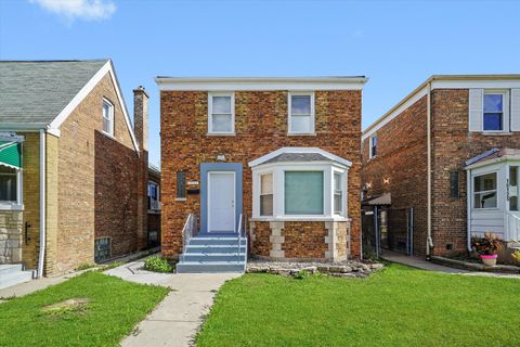 Photo of 10123 S Forest Avenue, Chicago, IL 60628 (MLS # 12495771)