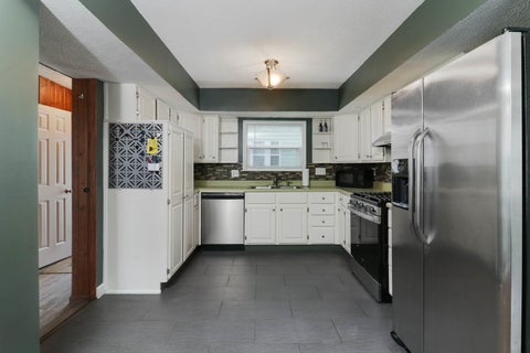 Tiny photo for 1511 Fell Avenue, Bloomington, IL 61701 (MLS # 12702728)