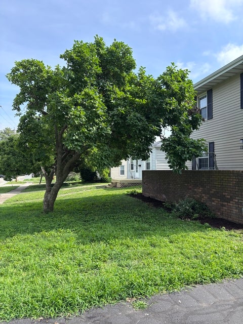 Tiny photo for 1511 Fell Avenue, Bloomington, IL 61701 (MLS # 12702728)