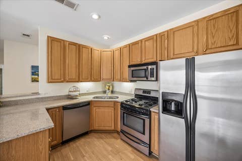 Tiny photo for 1124 LAKE Street #503, Oak Park, IL 60301 (MLS # 12672209)