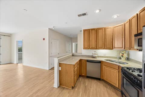 Tiny photo for 1124 LAKE Street #503, Oak Park, IL 60301 (MLS # 12672209)