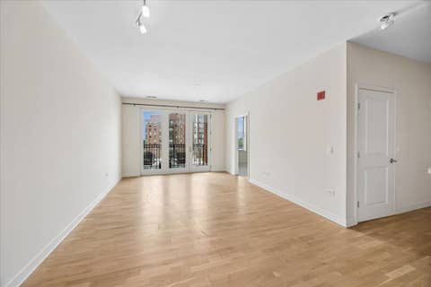 Tiny photo for 1124 LAKE Street #503, Oak Park, IL 60301 (MLS # 12672209)