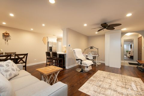 Tiny photo for 10600 S Brooklodge Lane #1B, Palos Hills, IL 60465 (MLS # 12614821)