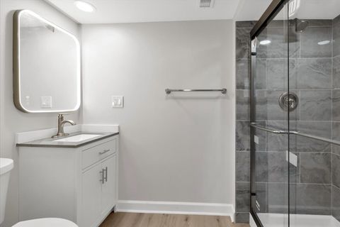 Tiny photo for 590 Durham Court, Hoffman Estates, IL 60169 (MLS # 12694937)